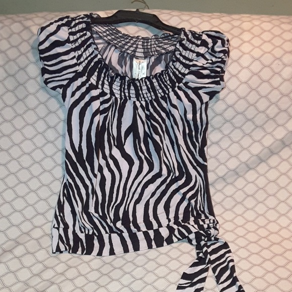 Heart & Soul Tops - Black & white zebra front tie top Heart & Soul sm